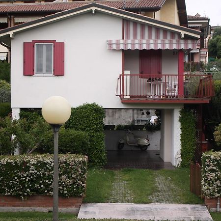 Апартаменты Residenza Palmira Bardolino Calmasino Экстерьер фото